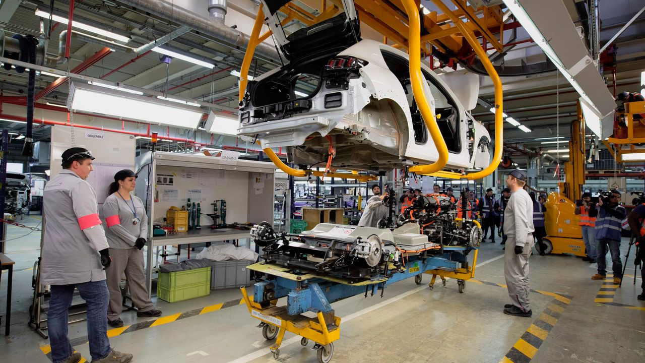 Peugeot Elektrikli Modelleriyle İlgili Detayları Açıkladı