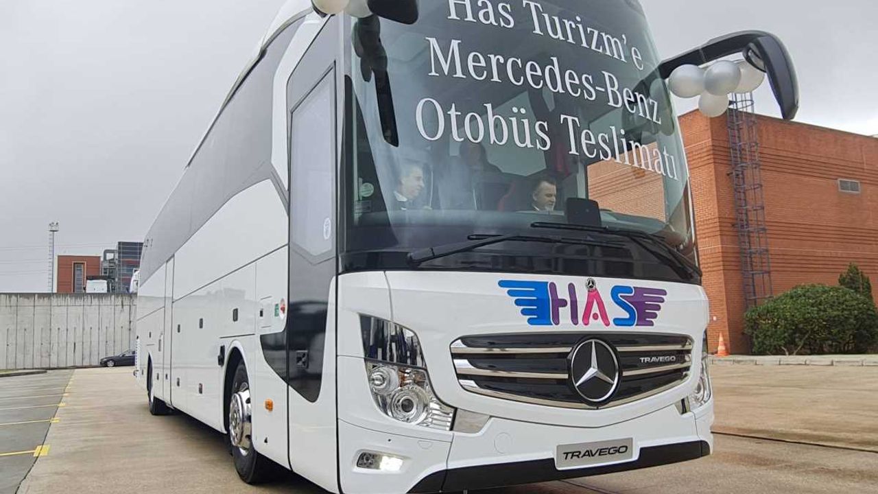 Mercedes’ten Has Turizm’e 4 Adet Otobüs