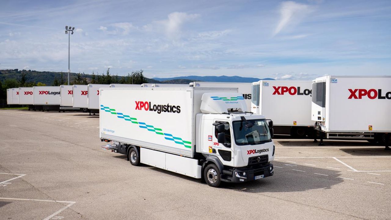 XPO Filosuna 100 Elektrikli Renault Trucks Kamyon 