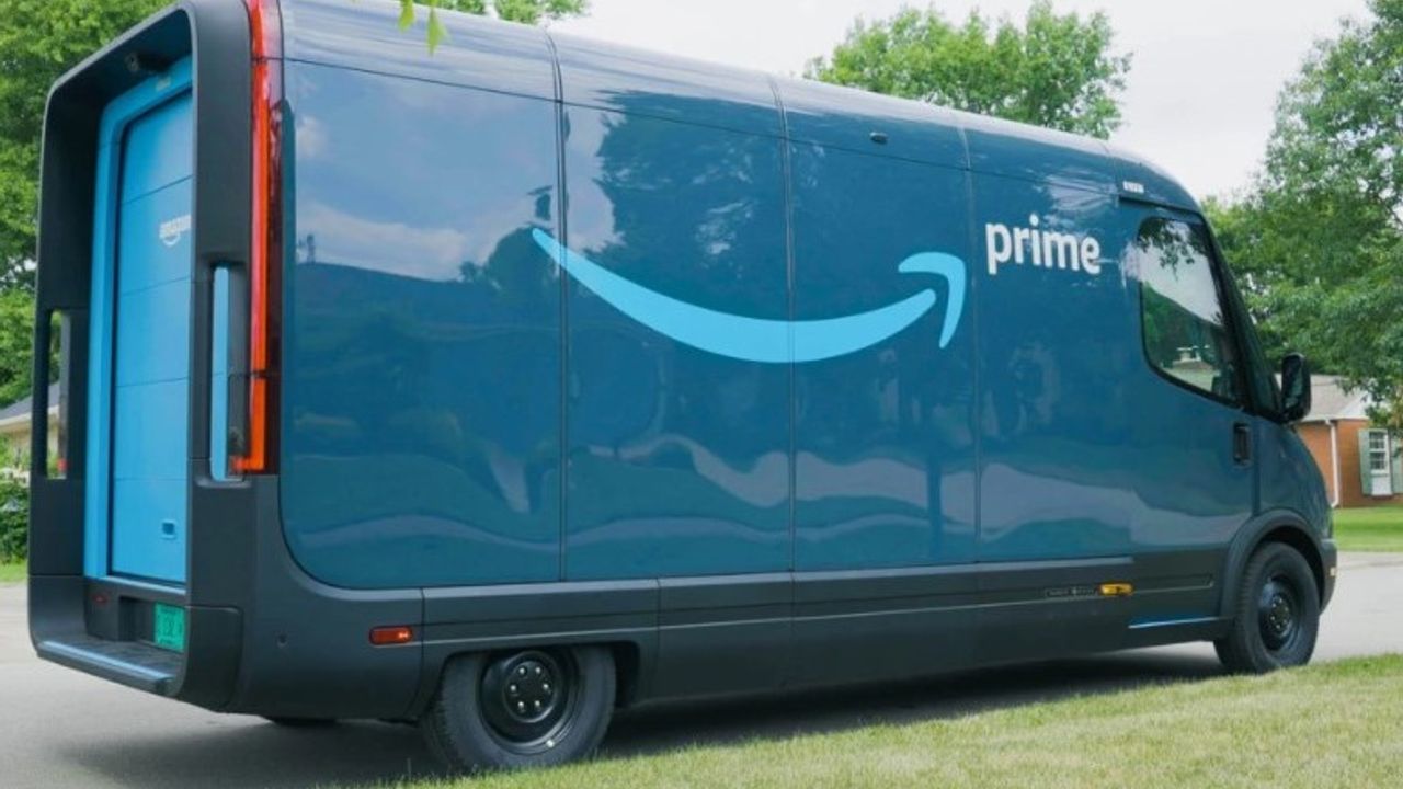 Amazon'un Rivian’dan Teslimat Aracı Siparişinde Değişiklik 