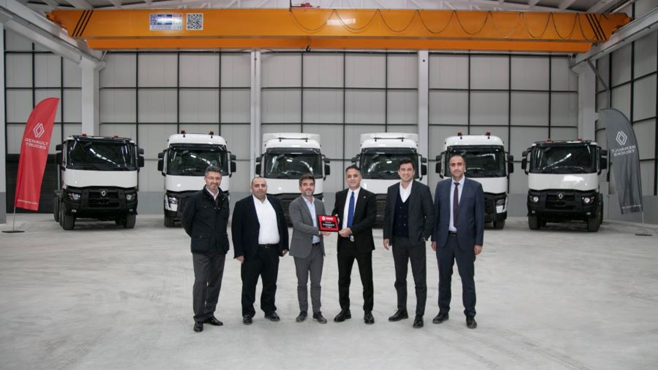 Ziver İnşaat’tan 50 Adetlik Renault Trucks Yatırımı 