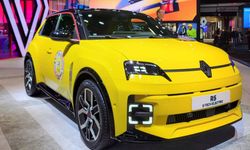 2025 Avrupa Yılın Otomobili Ödülü’nü Renault 5 Aldı