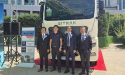 Çinli Sitrak Türkiye Pazarına 4x2 Dizel Çekiciyle Girdi