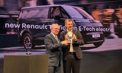 Renault Trafic E-Tech 2027 Uluslararası Yılın Ticari Aracı Oldu