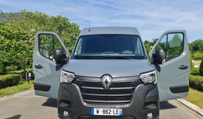 Renault'un Elektrikli Ticarileri: Kangoo ve Master E-TECH