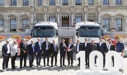 Renault Trucks’tan Hilal Trans’a ve 100 Adetlik Üst Düzey Teslimat