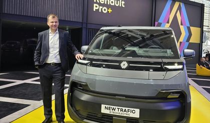 Renault Trafic E-Tech 2027 Uluslararası Yılın Ticari Aracı Oldu