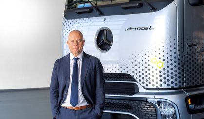 Mercedes Aksaray Kamyon Fabrikası 40. Yaşını Kutluyor