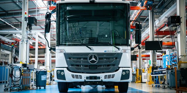 Daimler Truck Elektrikli eEconic’in Seri Üretimine Başladı