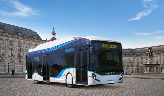 IVECO BUS’tan Sevilla’ya 5 Elektrikli E-WAY Otobüs