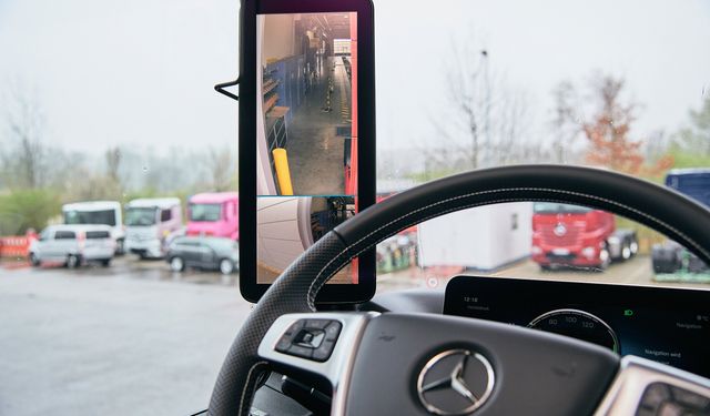 İkinci Nesil MirrorCam Mercedes-Benz Kamyonlarında