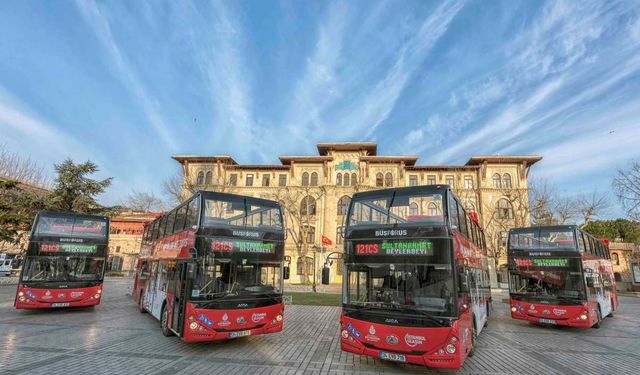 İstanbul’da Turistlere Allison Şanzımanlı AKIA Otobüs Konforu