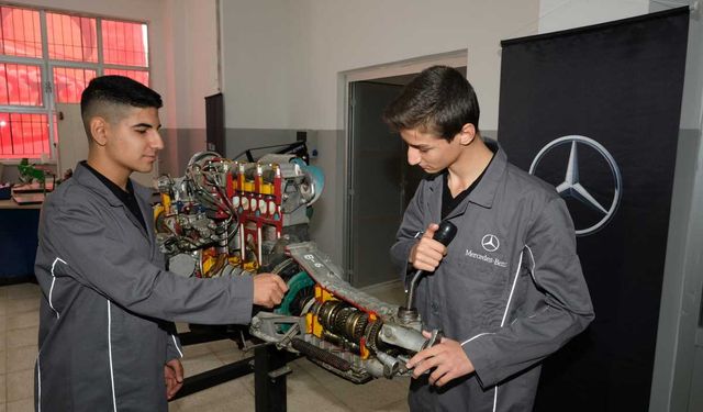 Mercedes-Benz 32’nci Laboratuvarı Mardin’de Açtı