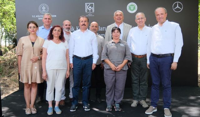 Bathonea Antik Kenti Çalışmalarına Mercedes-Benz Türk Desteği