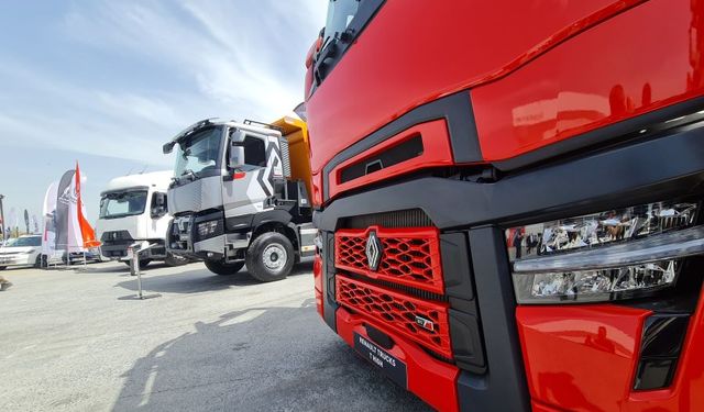 Yeni Renault Trucks Modelleri Türkiye Turuna İstanbul’dan Çıkıyor