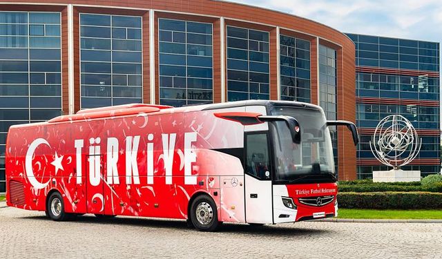 Mercedes'ten A Milli Futbol Sponsorluğunda Devam Kararı