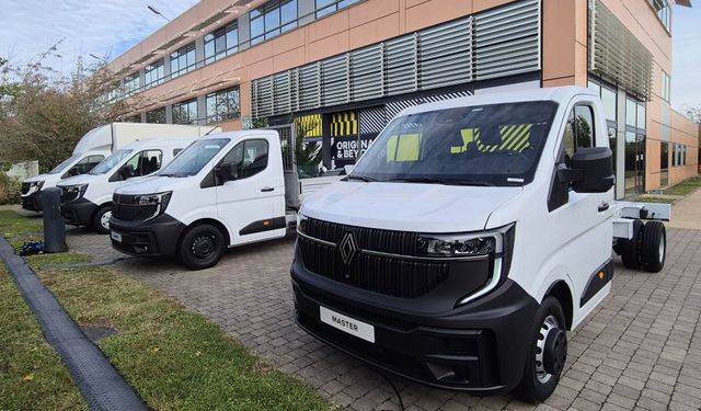 Renault’nun Ticari Araç Merkezine Yakından Bakış
