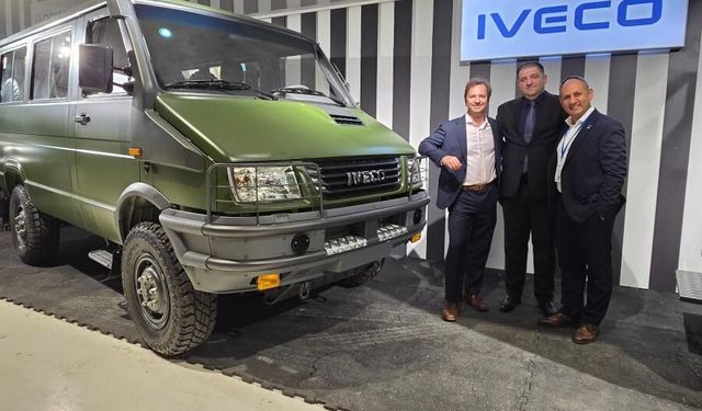 Azerbaycan'a 100 4x4 Turbo Daily Minibüs