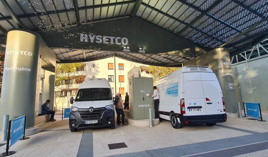 Hidrojenli Renault Master’ın Müşteri Teslimatları Başladı
