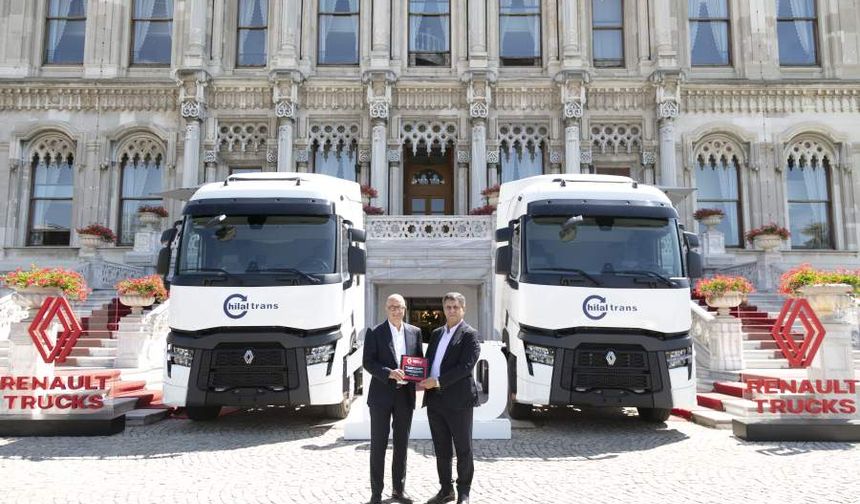 Renault Trucks’tan Hilal Trans’a ve 100 Adetlik Üst Düzey Teslimat