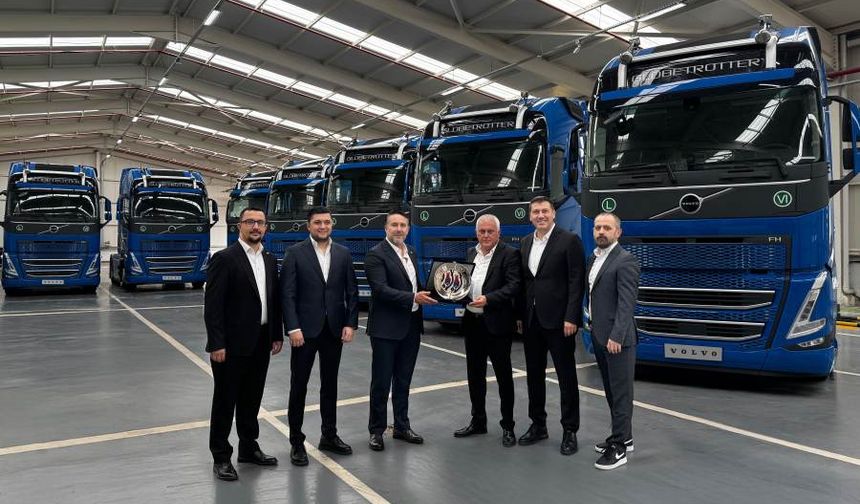 Marubeni’den Özmer Lojistik’e 30 Volvo FH500 Teslimatı