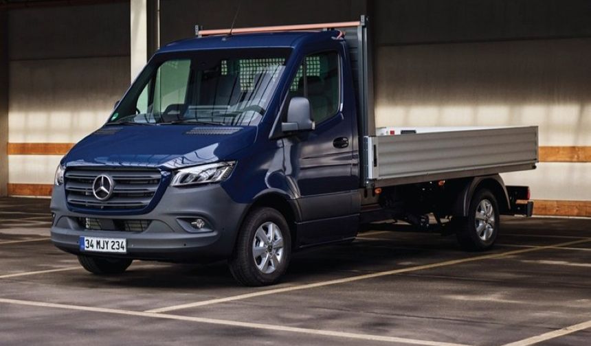 Mercedes Sprinter Kamyonet Yeniden Türkiye’de