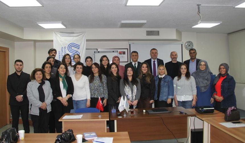 Kadın TIR Sürücüleri İçin Eğitim Başladı