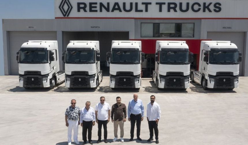 Renault Trucks Daslog Lojistik’e 5 Çekici Teslim Etti