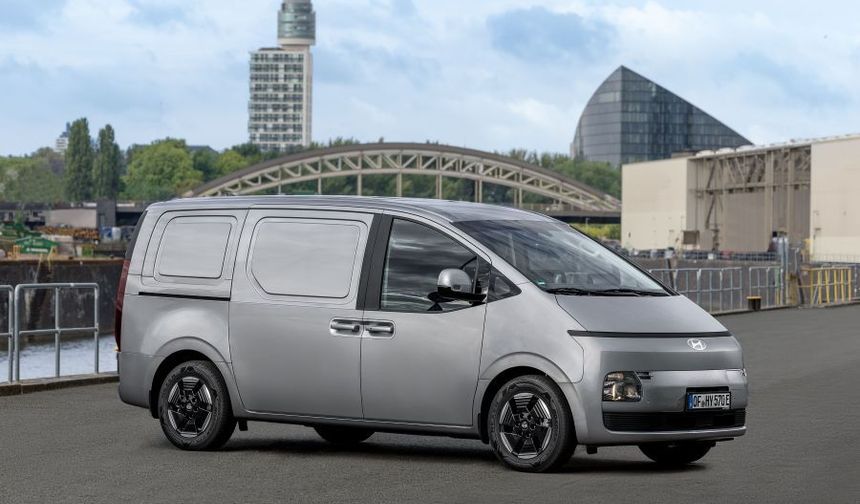 Hyundai STARIA Cargo İle Ticari Araç Rekabetine Dönüyor