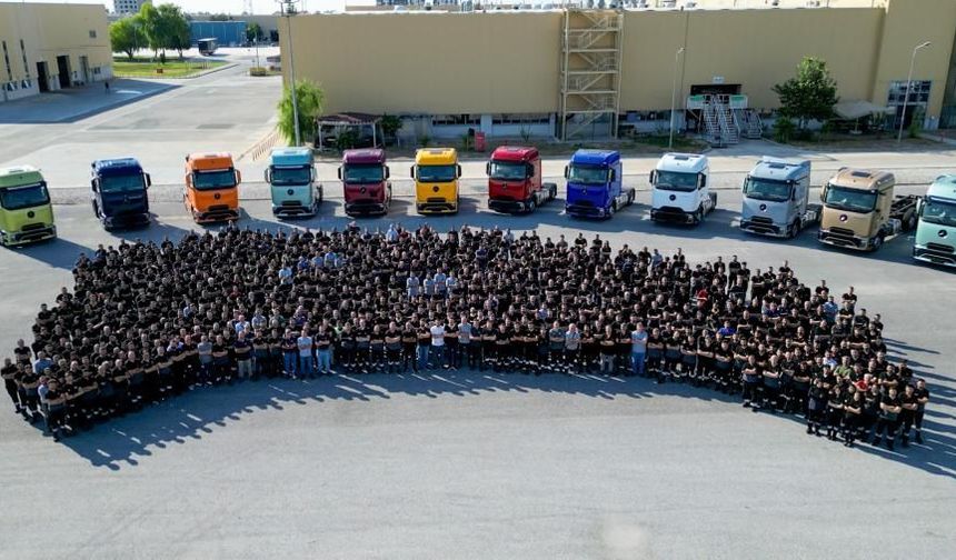 Mercedes Aksaray Kamyon Fabrikası 40. Yaşını Kutluyor